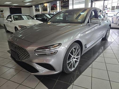 2025 Genesis G70 2.5T RWD