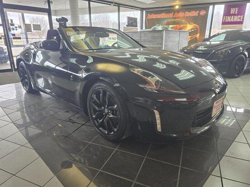 2019 Nissan 370Z Base