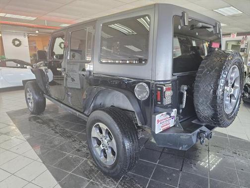 2013 Jeep Wrangler Unlimited Sahara