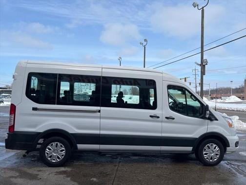 2022 Ford Transit-350 XLT