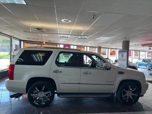 2013 Cadillac Escalade Luxury