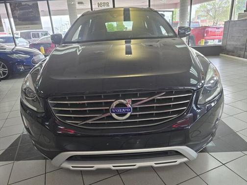 2017 Volvo XC60 T5 Dynamic