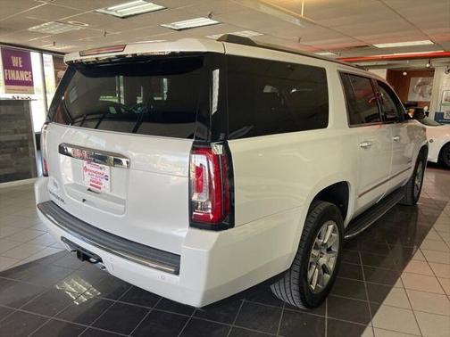 2017 GMC Yukon XL Denali