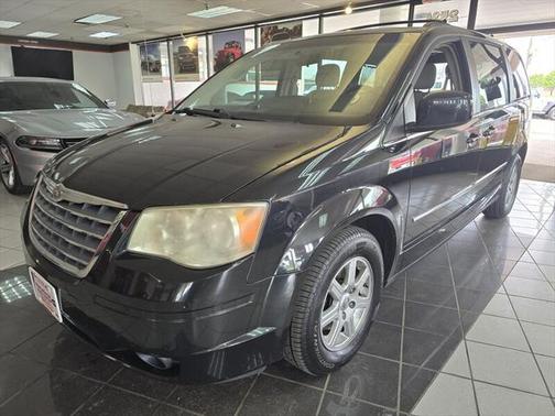 2010 Chrysler Town & Country Touring