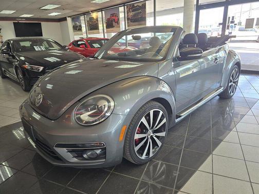 2014 Volkswagen Beetle DSG 2.0T R-Line