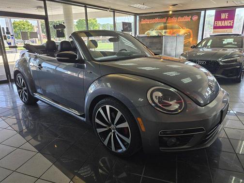 2014 Volkswagen Beetle DSG 2.0T R-Line