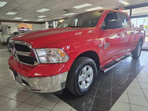 2019 RAM 1500 SLT