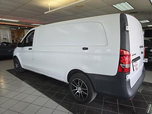 2020 Mercedes-Benz Metris Base