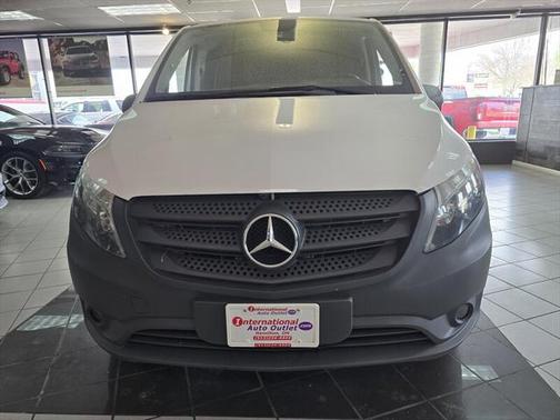 2020 Mercedes-Benz Metris Base