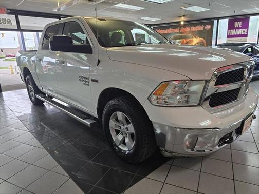 2019 RAM 1500 SLT