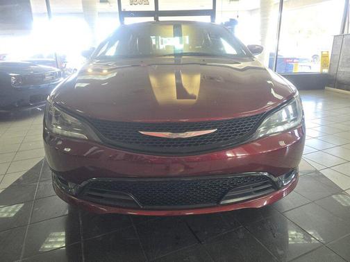 2016 Chrysler 200 S