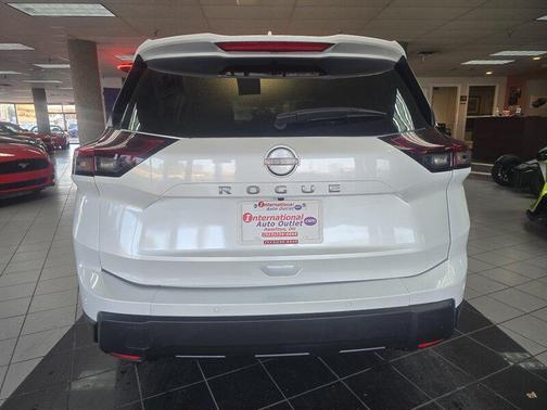 2024 Nissan Rogue SV