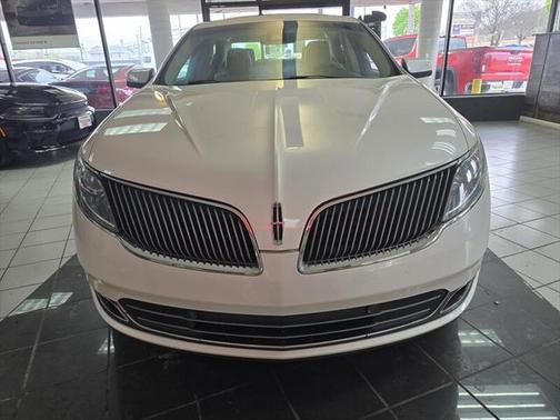 2014 Lincoln MKS Base