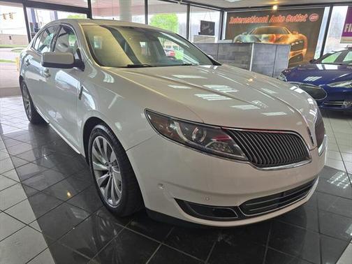 2014 Lincoln MKS Base
