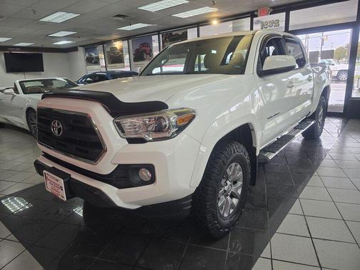 2017 Toyota Tacoma SR5
