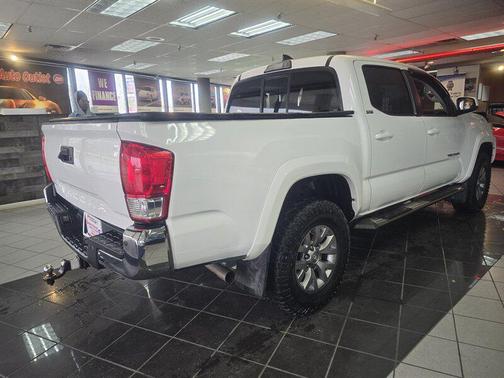 2017 Toyota Tacoma SR5