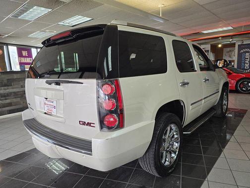 2011 GMC Yukon Denali