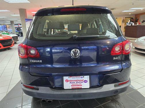 2011 Volkswagen Tiguan S