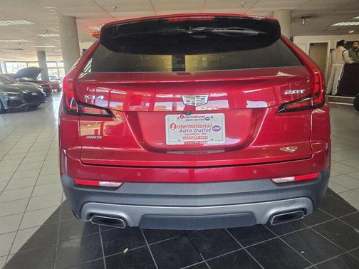 2019 Cadillac XT4 Premium Luxury