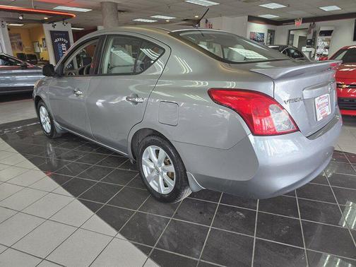 2014 Nissan Versa 1.6 SV