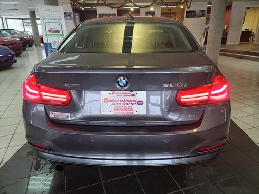 2017 BMW 320 i