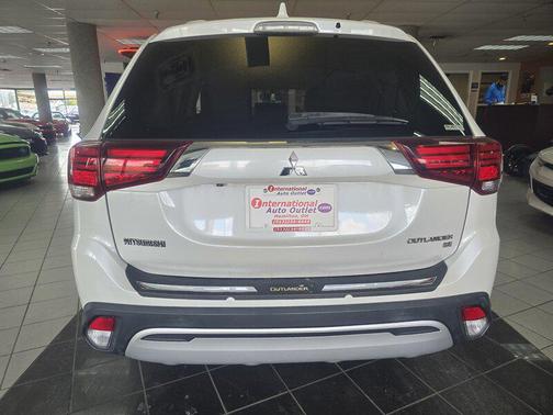 2019 Mitsubishi Outlander SE