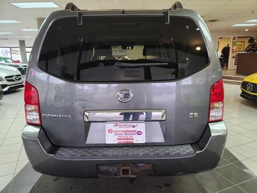 2006 Nissan Pathfinder SE