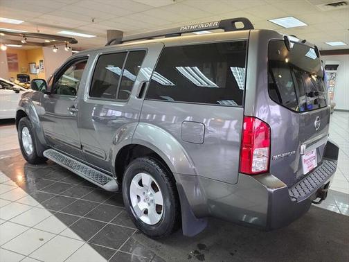 2006 Nissan Pathfinder SE