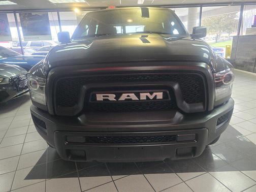 2024 RAM 1500 Classic Warlock Crew Cab 4x4 5'7' Box