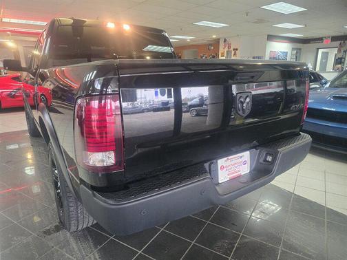 2024 RAM 1500 Classic Warlock Crew Cab 4x4 5'7' Box