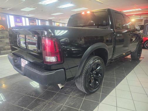 2024 RAM 1500 Classic Warlock Crew Cab 4x4 5'7' Box