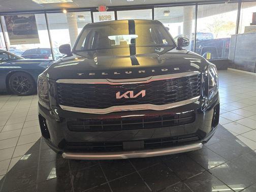 2022 Kia Telluride LX