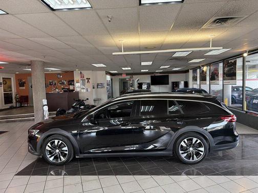 2019 Buick Regal TourX AWD Essence