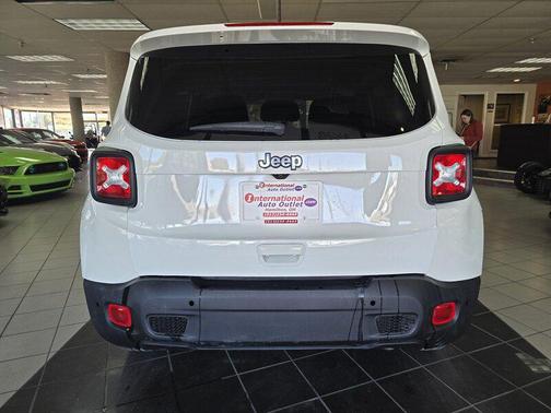 2023 Jeep Renegade Latitude
