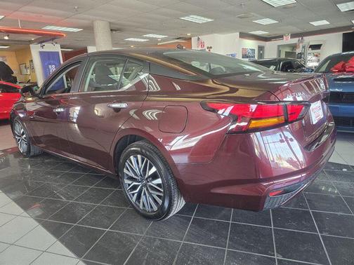 2025 Nissan Altima SV AWD