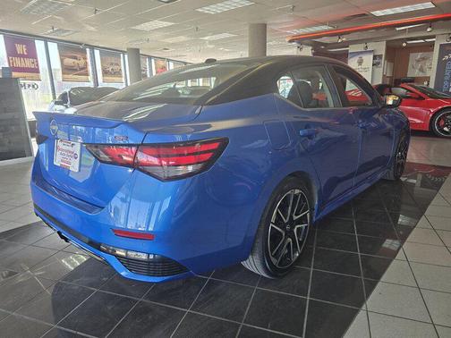 2025 Nissan Sentra SR