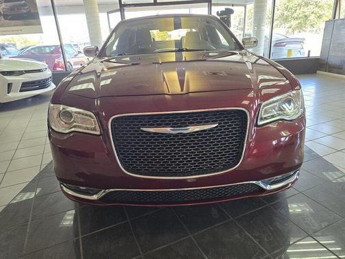 2017 Chrysler 300 S