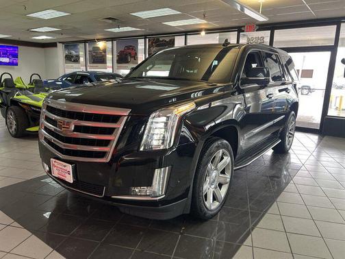 2017 Cadillac Escalade Luxury