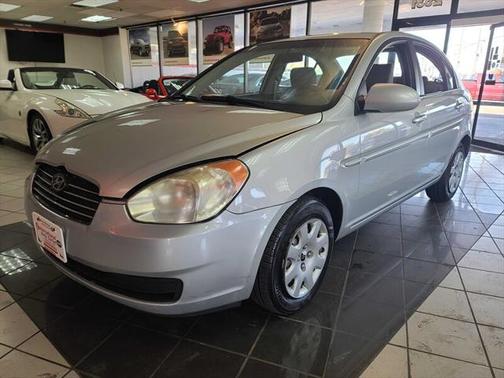 2009 Hyundai Accent SE