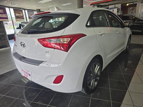 2016 Hyundai Elantra GT Base