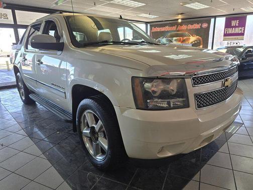 2011 Chevrolet Avalanche 1500 LTZ