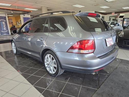 2014 Volkswagen Jetta SportWagen DSG TDI w/Sunroof & Nav