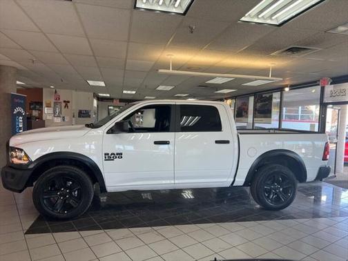 2024 RAM 1500 Classic Warlock Crew Cab 4x4 5'7' Box