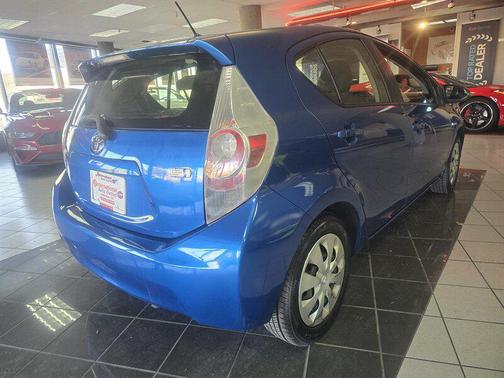 2014 Toyota Prius c Two
