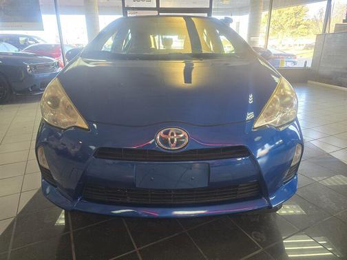 2014 Toyota Prius c Two