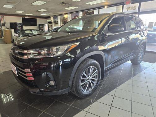 2017 Toyota Highlander XLE