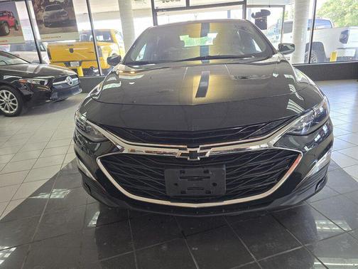2023 Chevrolet Malibu FWD RS