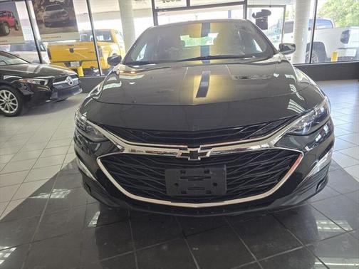 2023 Chevrolet Malibu FWD RS