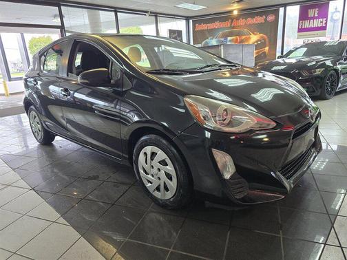 2016 Toyota Prius c Two