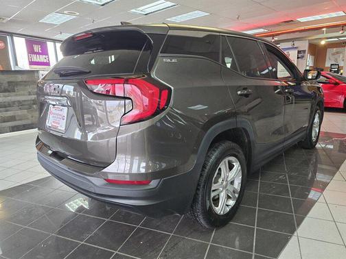 2020 GMC Terrain SLE